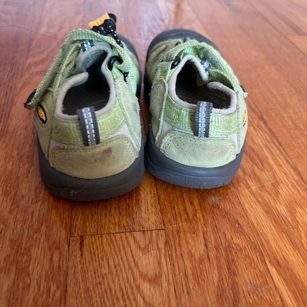 Keen Sandals Newport H2, Youth 12, waterproof, trail hiking